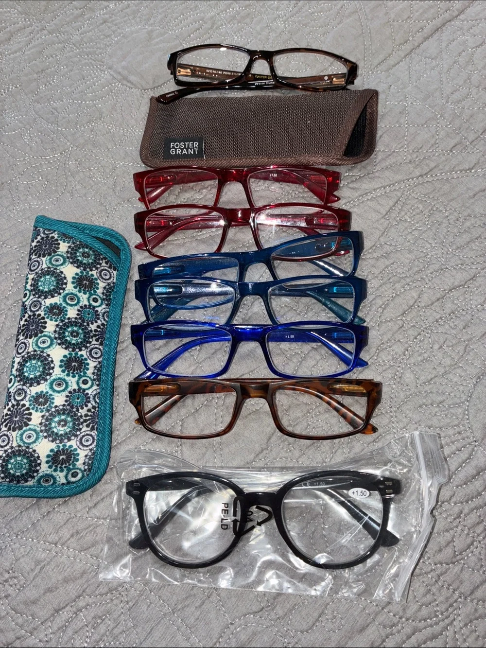 Set of 8 pair Reading Glasses 1.50